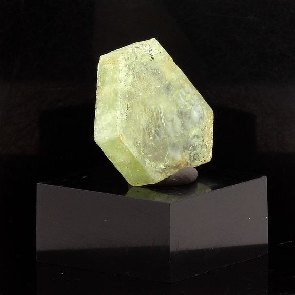 Béryl vert (tranche polie). 10.15 ct.