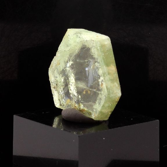 Green Beryl (polished slice).