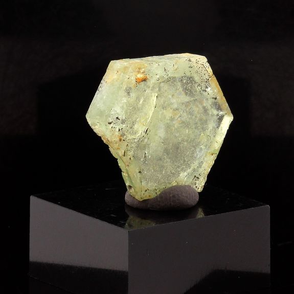 Béryl vert (tranche polie). 9.75 ct