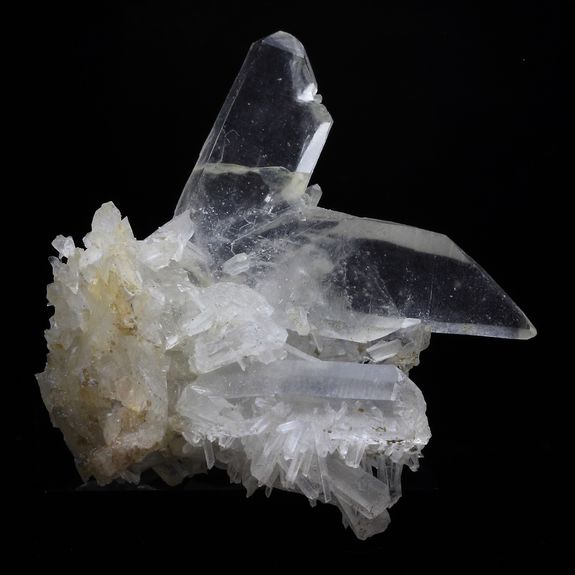 Quartz Macle. 57.5 ct.