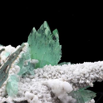Apophyllite. 263.0 ct.