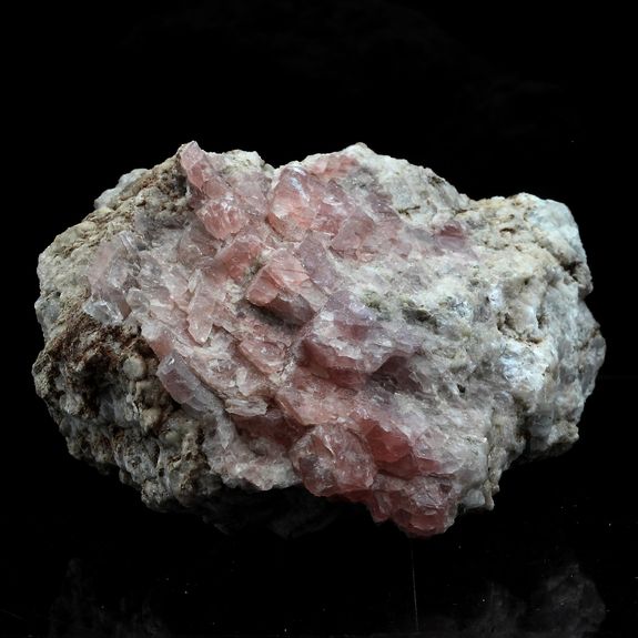 Fluorite rose. 1491.0 ct.