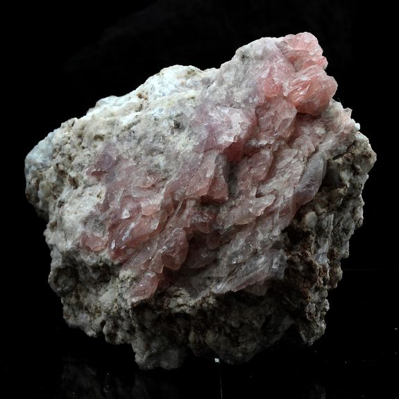 Fluorite rose. 1491.0 ct.