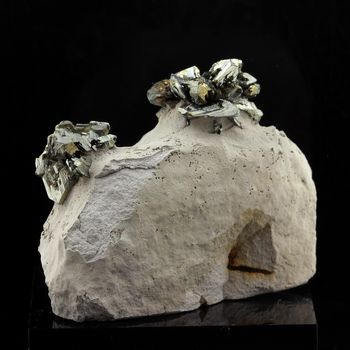 Marcassite. 151.0 ct.