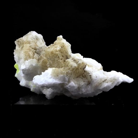 Anhydrite + Soufre. 98.5 ct.