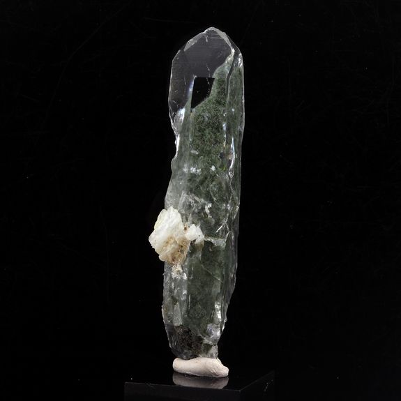 Quartz fantôme. 57.0 ct.