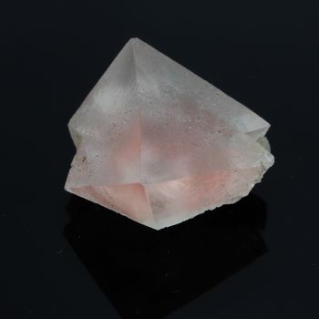 Fluorite rose. 8.06 ct.