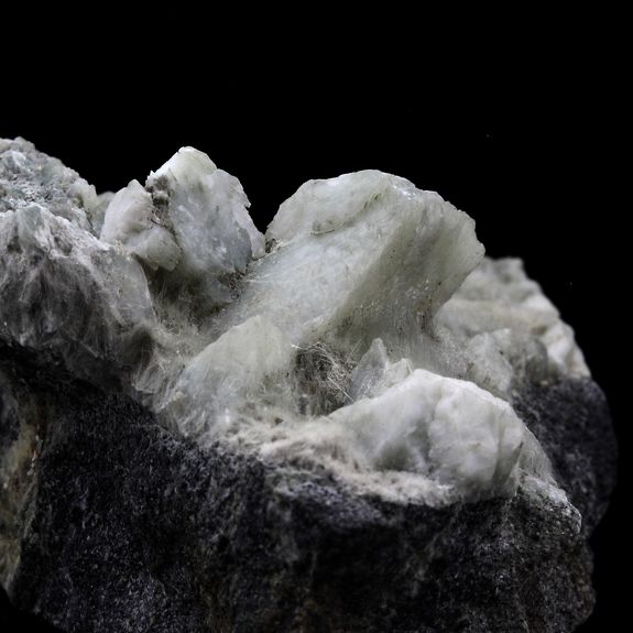 Adulaire, Byssolite.