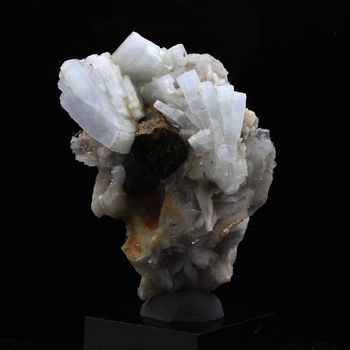 Baryte. 154.5 ct.