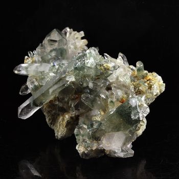 Quartz fantôme. 167.0 ct.
