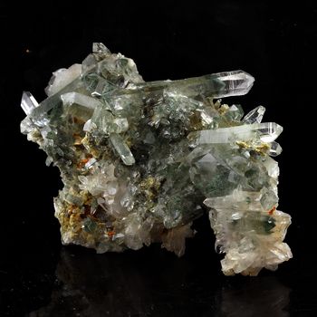 Quartz fantôme. 167.0 ct.