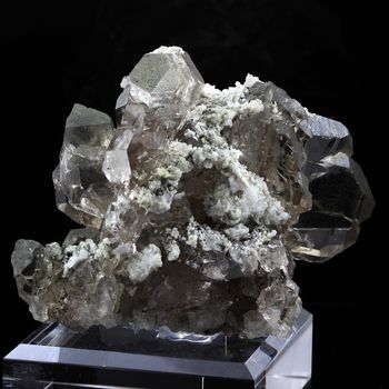 Quartz fumé. 1648.0 ct.