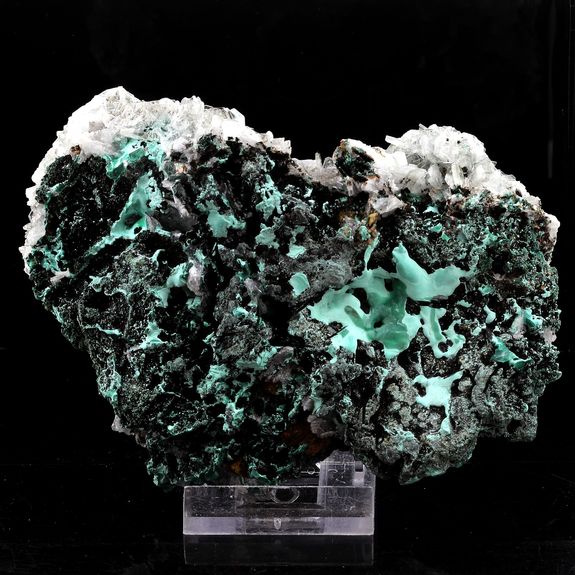 Malachite + Baryte. 1551.5 ct.