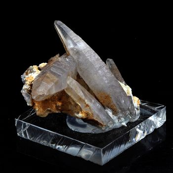 Quartz. 88.5 ct.