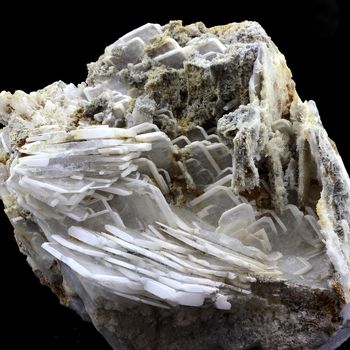 Baryte. 3646.0 ct.