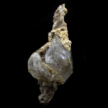 Quartz fenêtre dans matrice. 420.0 ct.