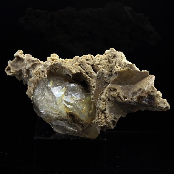 Quartz fenêtre dans matrice. 420.0 ct.