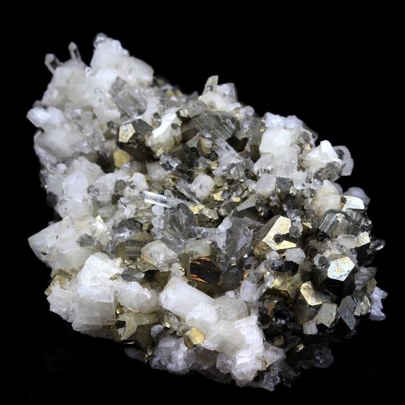 Quartz + Dolomite + Pyrite. 403.0 ct.