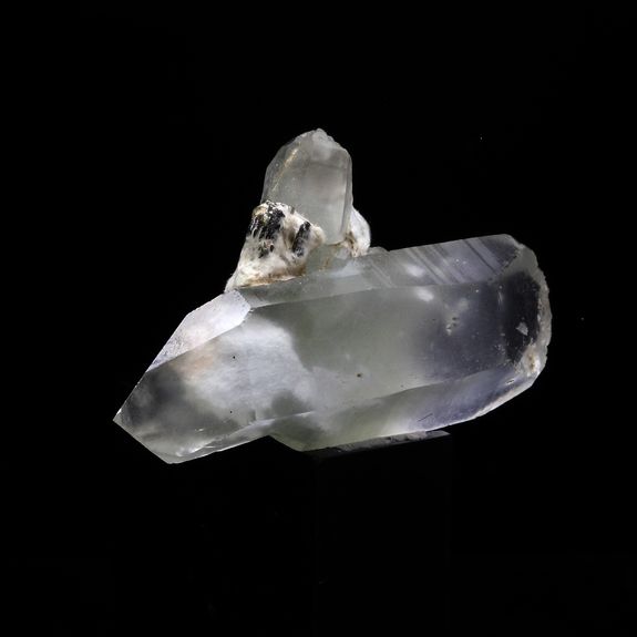 Quartz, Epidote, Byssolite. 19.0 ct.