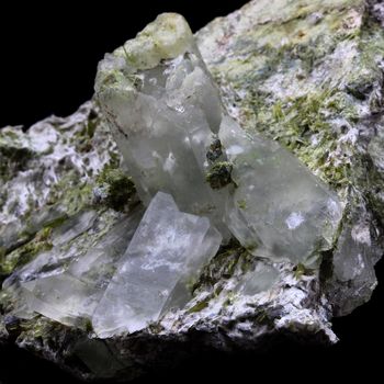 Quartz, Epidote, Byssolite. 594.0 ct.