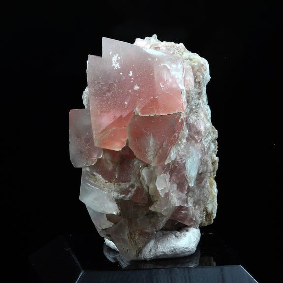 Fluorite rose. 90.0 ct.