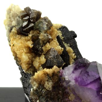 Fluorite + Ilvaite + Scheelite.
