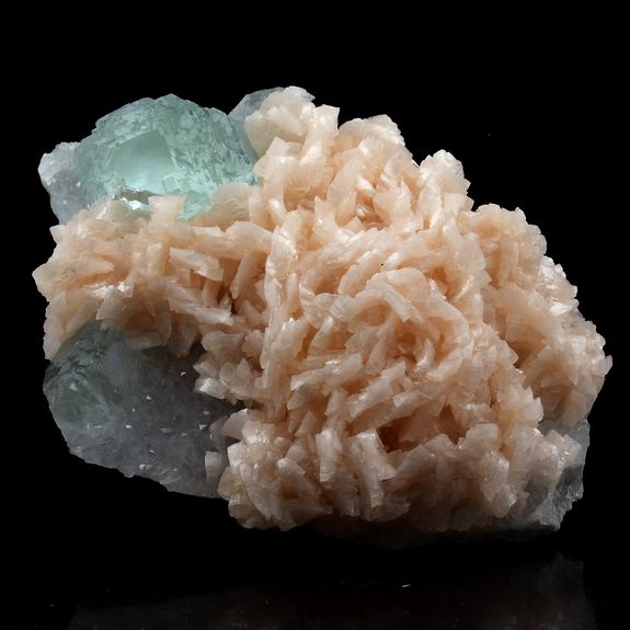 Dolomite, Fluorite, Quartz.