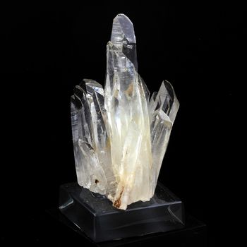 Quartz. 166.0 ct.