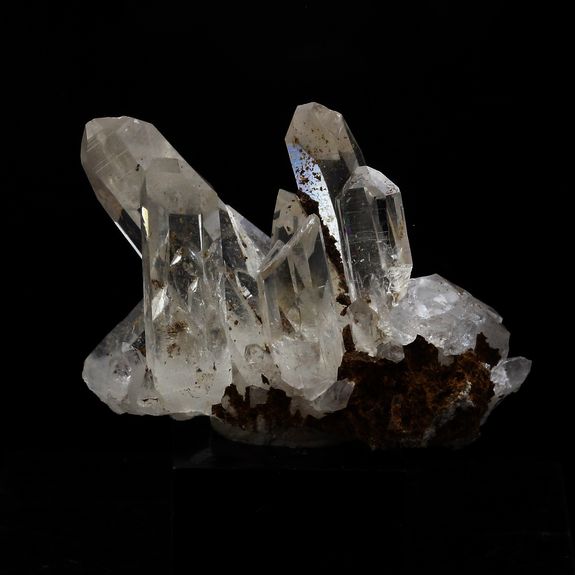 Quartz + Limonite. 66.0 ct.