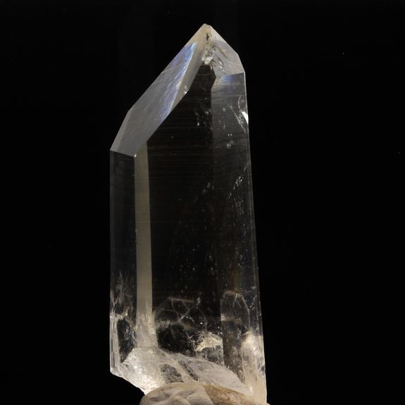 Quartz. 202.0 ct.