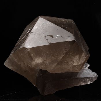 Quartz fumé. 794.0 ct.