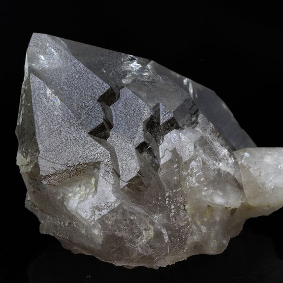 Quartz fumé. 932.0 ct.