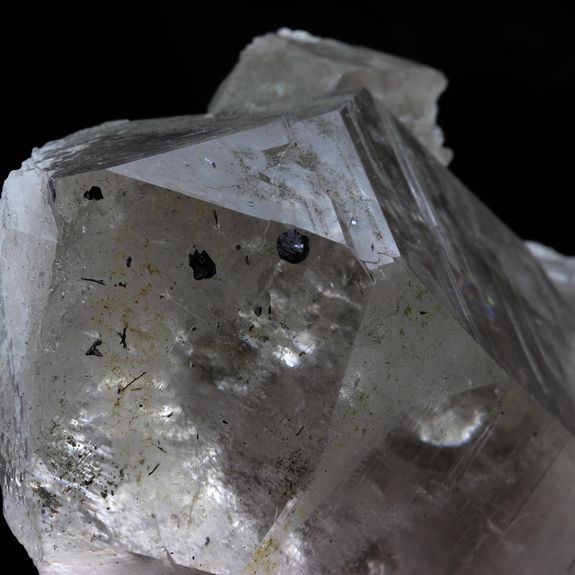 Quartz fumé. 1627.0 ct.