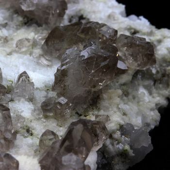 Quartz fumé. 542.0 ct.