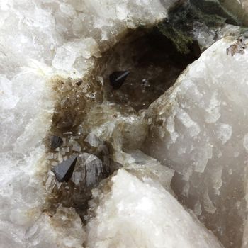 Anatase. 1477.0 ct.