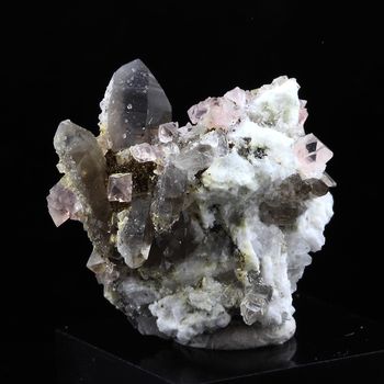 Fluorite rose + Quartz fumé. 23.0 ct.