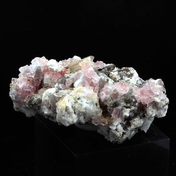 Fluorite rose + Quartz fumé. 127.0 ct.