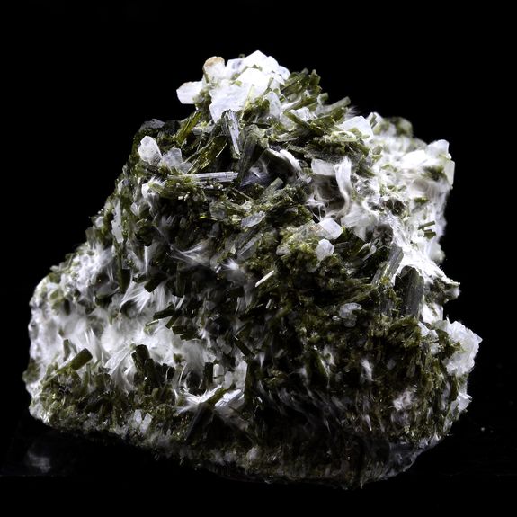 Albite + Byssolite + Epidote.