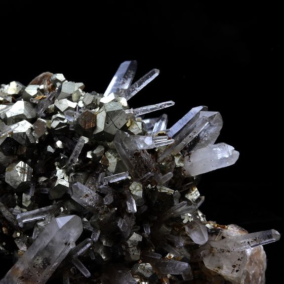 Siderite, Quartz, Pyrite. 366.0 ct.