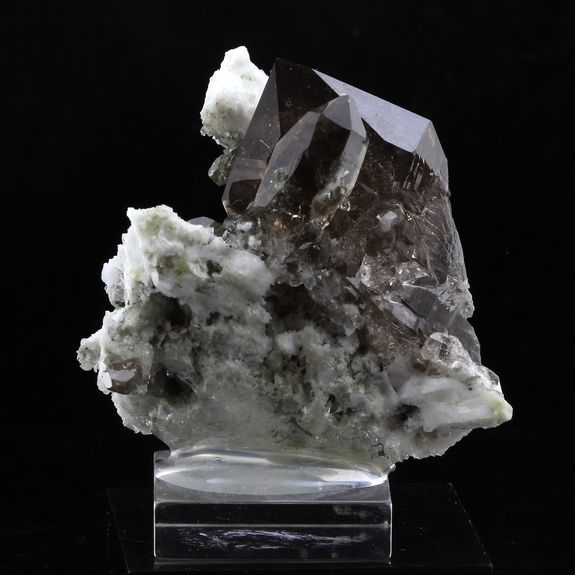 Quartz fumé. 117.0 ct.