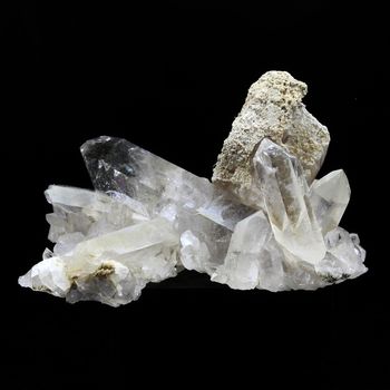 Quartz + Calcite. 148.0 ct.
