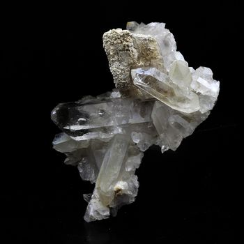 Quartz + Calcite. 148.0 ct.
