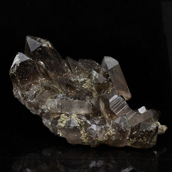 Quartz fumé. 386.0 ct.