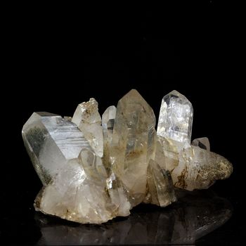 Quartz + Chlorite. 212.0 ct.