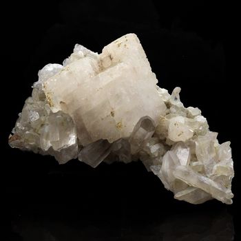 Quartz + Calcite. 1085.0 ct.