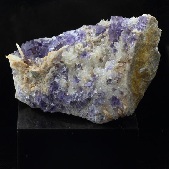 Fluorite + Baryte + Quartz.