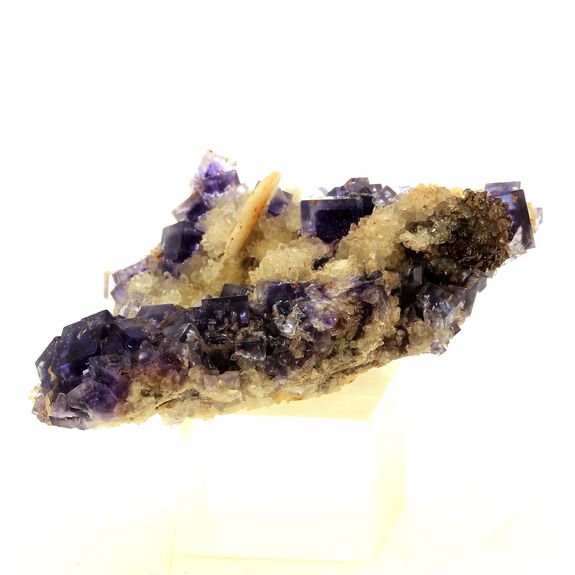Fluorite + Baryte + Quartz. 181.0 ct.
