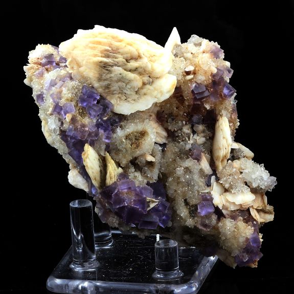 Fluorite + Baryte + Quartz. 1268.0 ct.