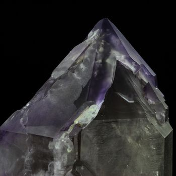 Améthyste Sceptre + Quartz Fumé. 4550.0 ct.