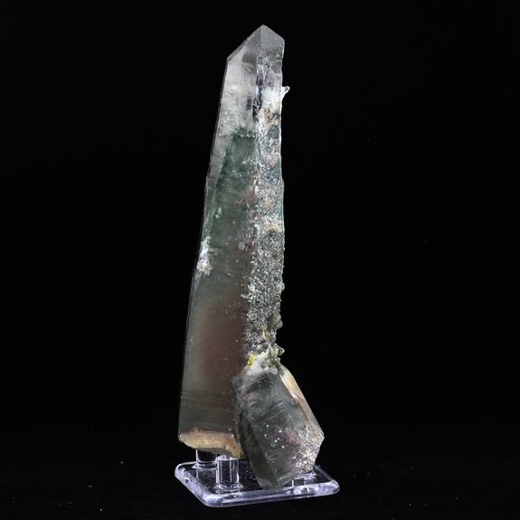 Quartz fantôme. 1693.0 ct.